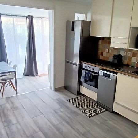 Port Cogolin, T2 Calme Dans Belle Residence, Piscine, Proche St Tropez Exterior foto
